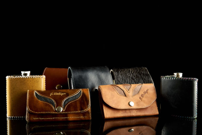 Skórzane portfele, kabury, pochwy, kosmetyczki,